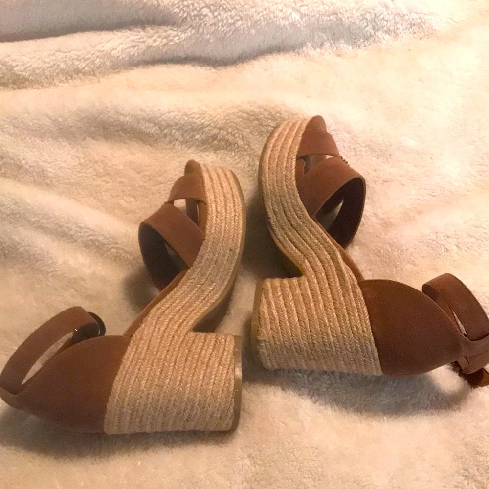 Mi,iM platform sandals